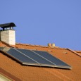 Zonnepanelen zijn een investering op lange termijn.  De set die op uw huis geplaatst zal worden, verdient zich terug op tien jaar en blijft gemiddeld 25 jaar op uw dak […]